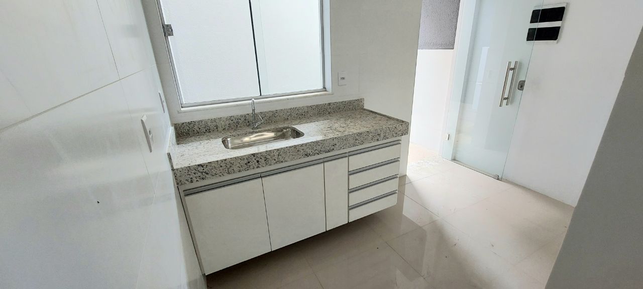 Apartamento à venda com 3 quartos, 116m² - Foto 4