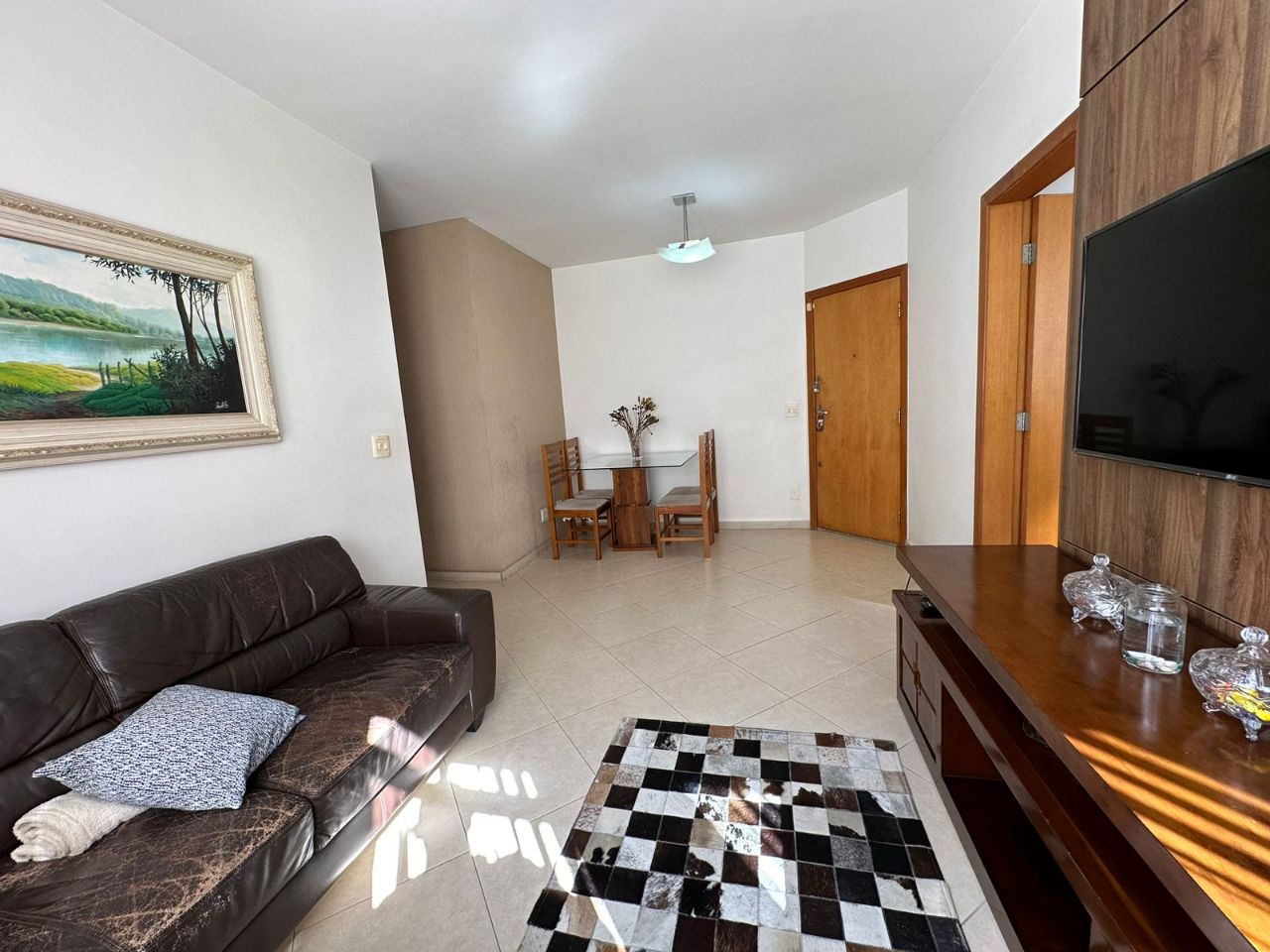 Apartamento à venda com 3 quartos, 124m² - Foto 2