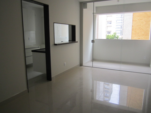 Apartamento à venda com 2 quartos, 72m² - Foto 2