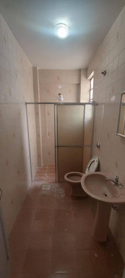 Apartamento para alugar com 3 quartos, 90m² - Foto 4