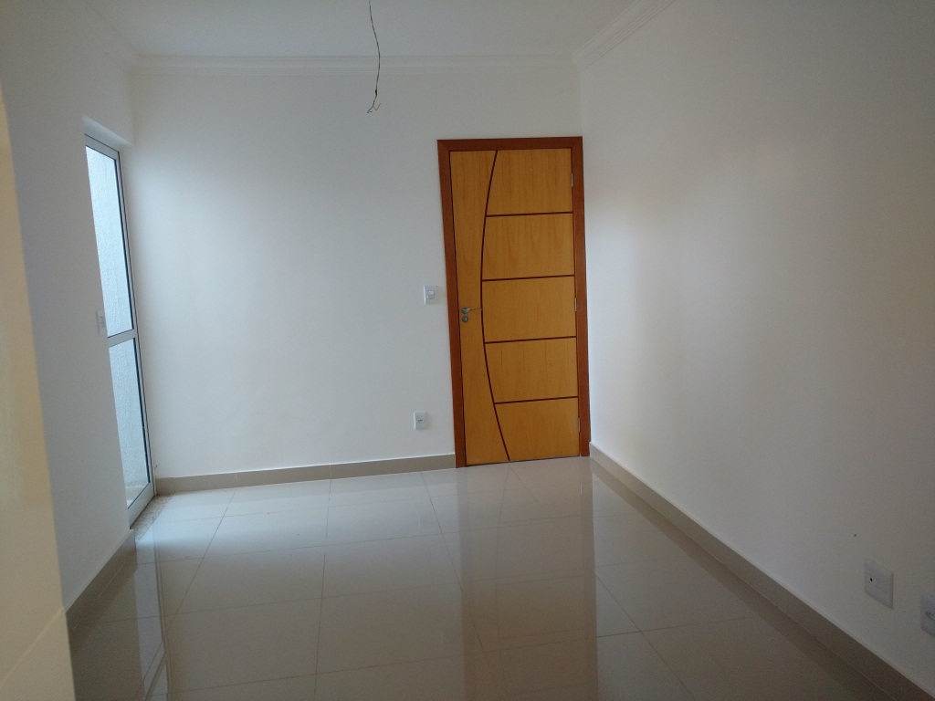 Apartamento à venda com 2 quartos, 65m² - Foto 1