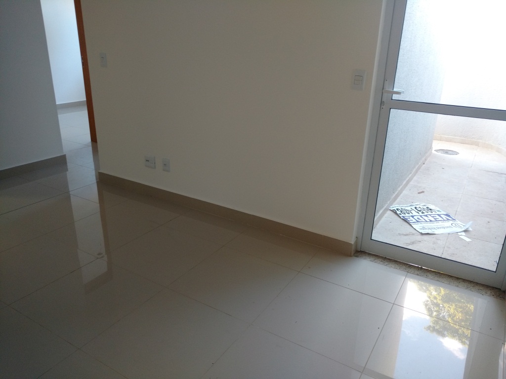 Apartamento à venda com 2 quartos, 65m² - Foto 4