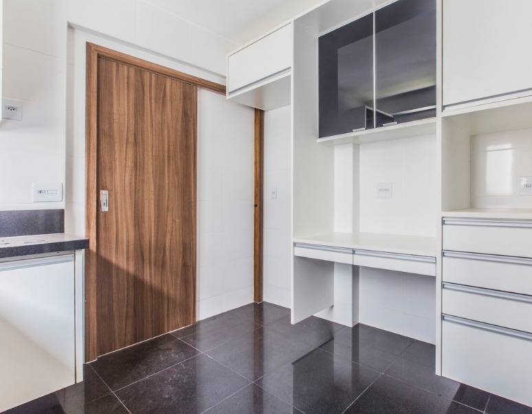 Apartamento à venda com 4 quartos, 160m² - Foto 10