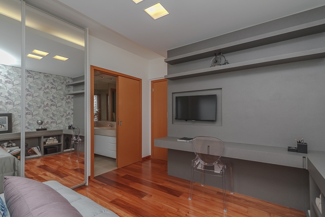 Apartamento à venda com 4 quartos, 215m² - Foto 15