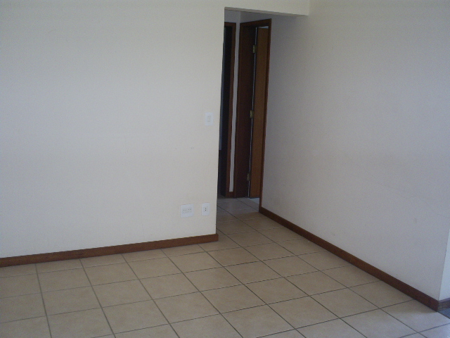 Apartamento à venda com 2 quartos, 63m² - Foto 5