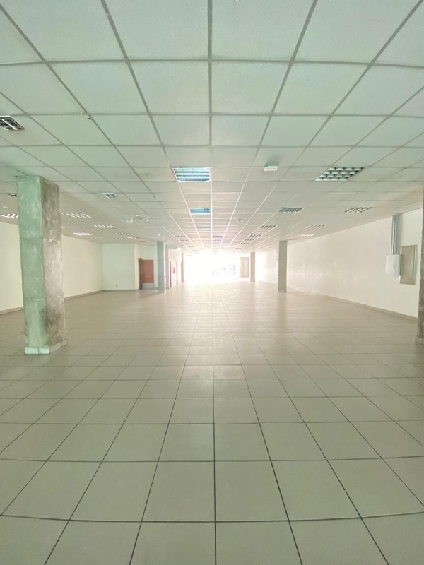 Loja-Salão para alugar, 748m² - Foto 4