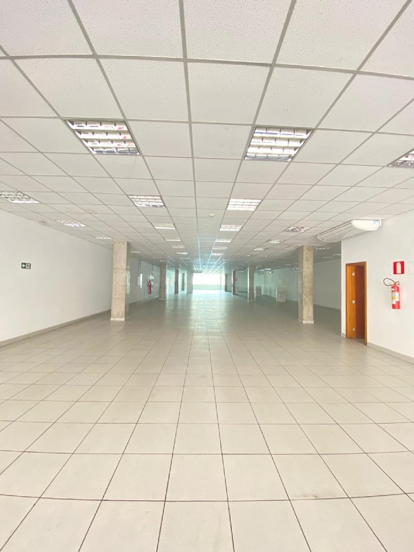 Loja-Salão para alugar, 748m² - Foto 2