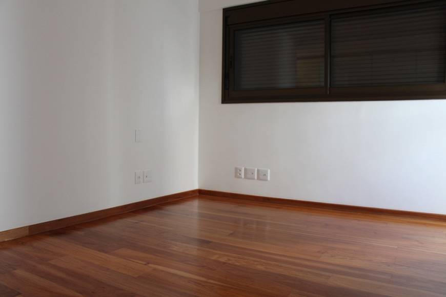 Apartamento à venda com 4 quartos, 161m² - Foto 8