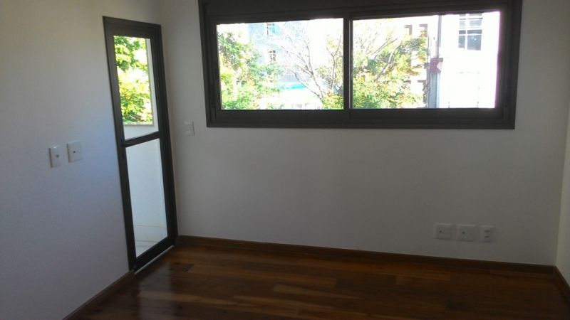 Apartamento à venda com 4 quartos, 161m² - Foto 10