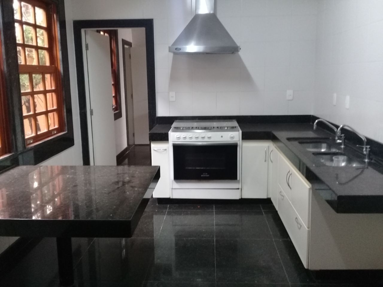 Casa à venda com 4 quartos, 466m² - Foto 12