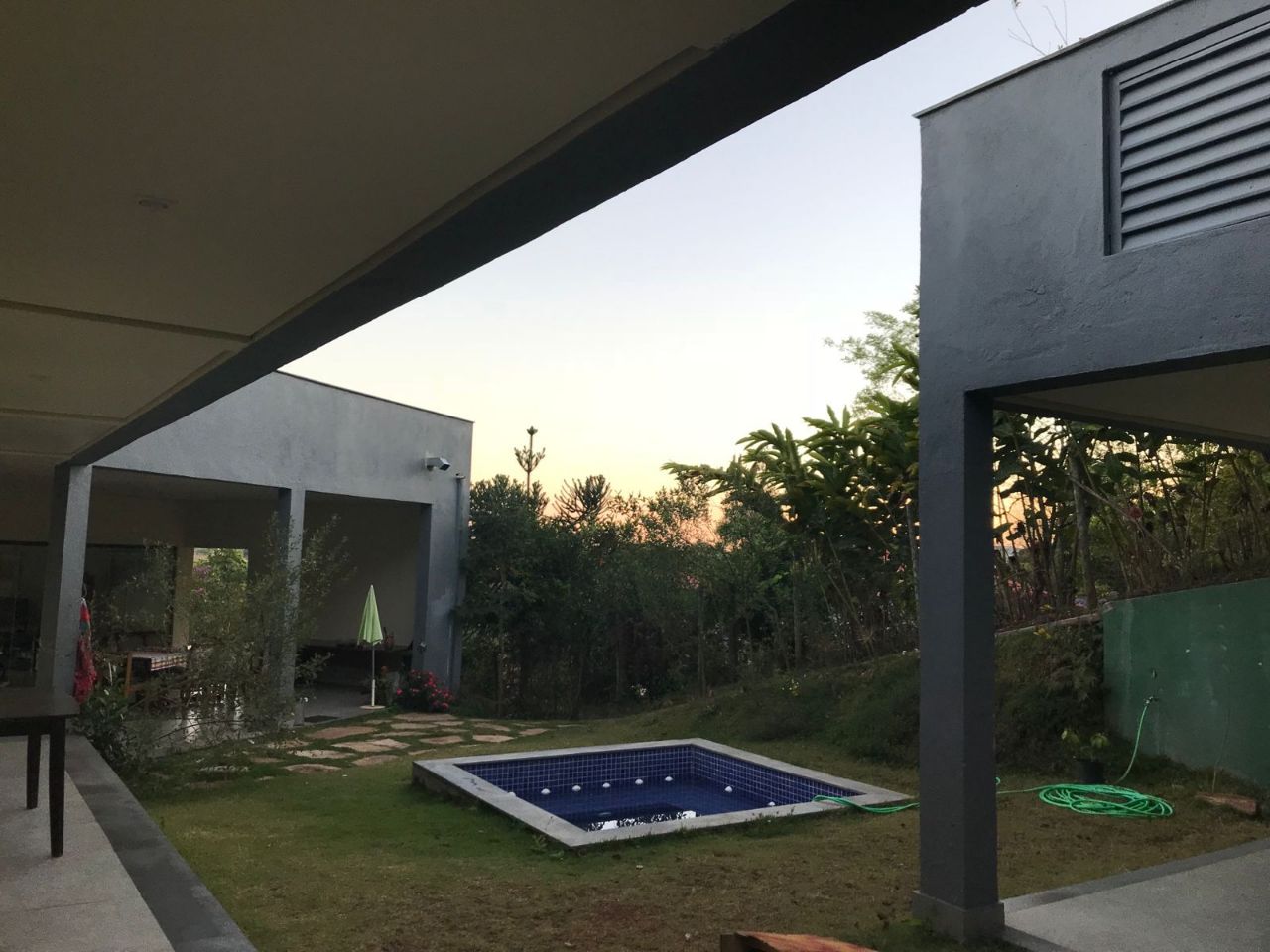 Casa de Condomínio à venda com 4 quartos, 420m² - Foto 12