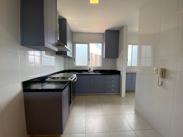 Apartamento à venda com 3 quartos, 152m² - Foto 7