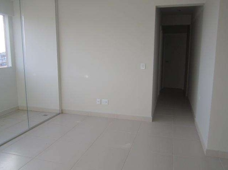 Apartamento à venda com 3 quartos, 73m² - Foto 4