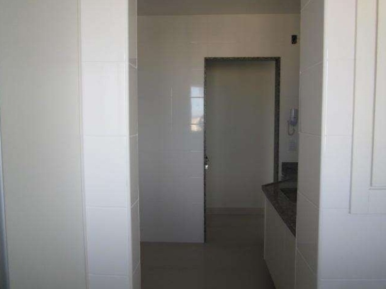 Apartamento à venda com 3 quartos, 73m² - Foto 8