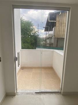 Apartamento à venda com 2 quartos, 50m² - Foto 3