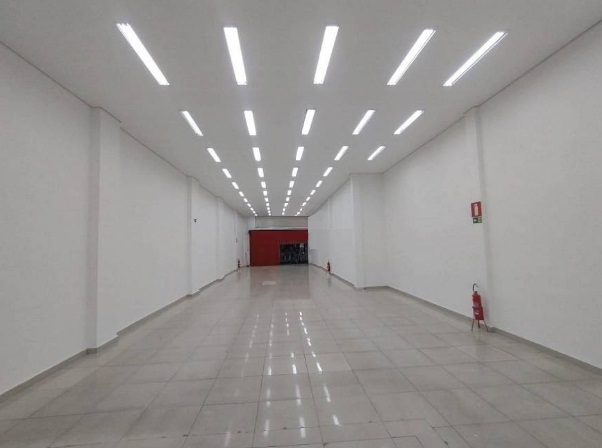 Loja-Salão para alugar, 225m² - Foto 2