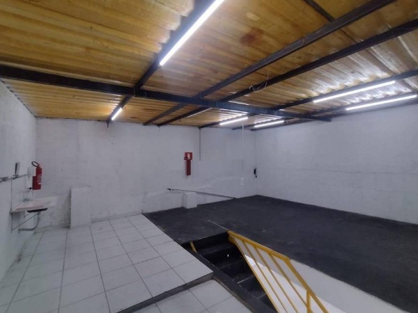 Loja-Salão para alugar, 225m² - Foto 3