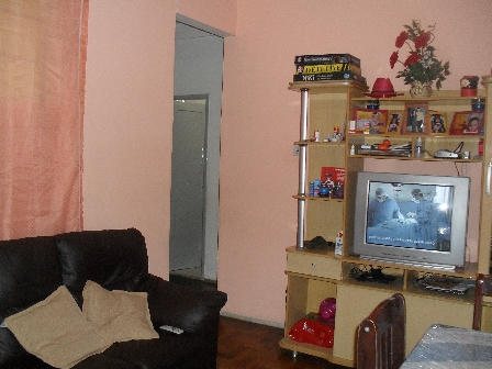 Apartamento à venda com 2 quartos, 60m² - Foto 2