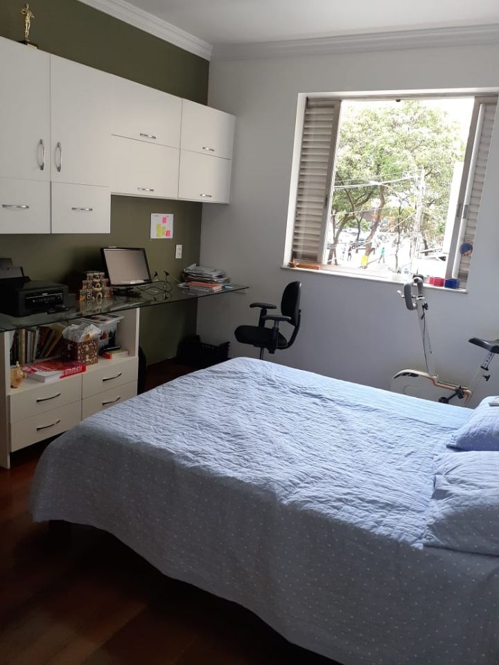 Apartamento à venda com 4 quartos, 300m² - Foto 9