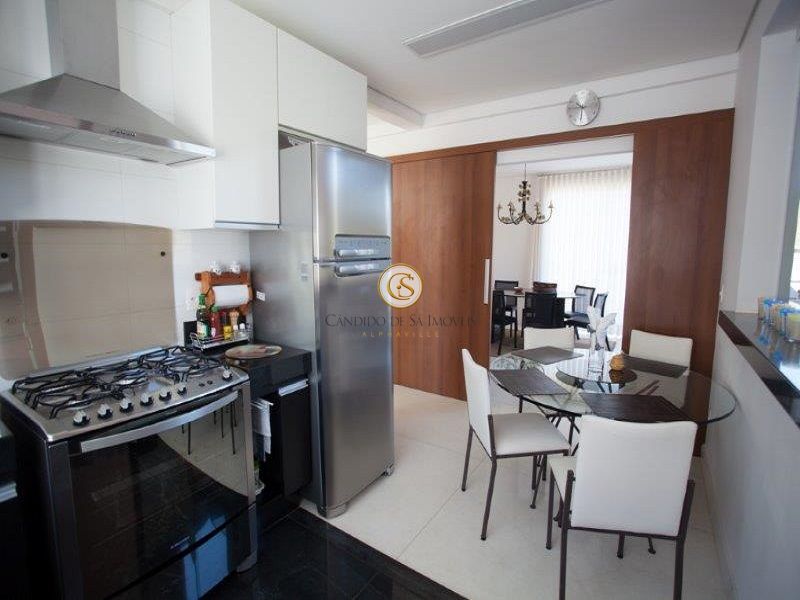 Cozinha com bancada granito e armários - 29951