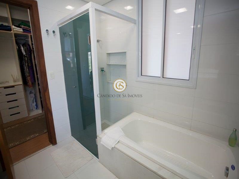 Banheiro suíte com hidromassagem - 2995