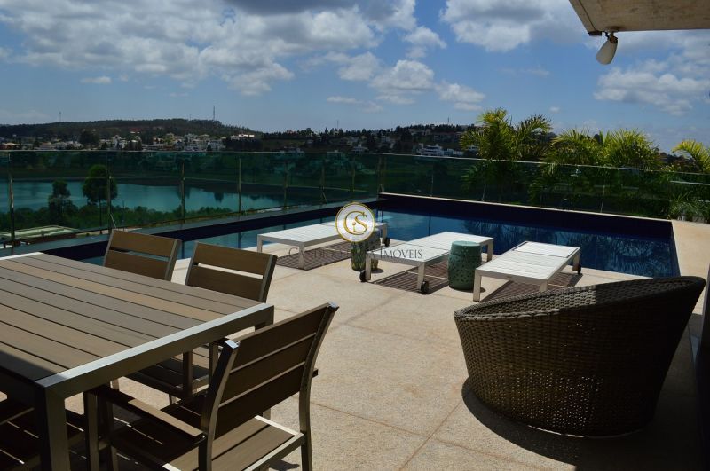 Piscina com vista para Lagoa dos Ingleses