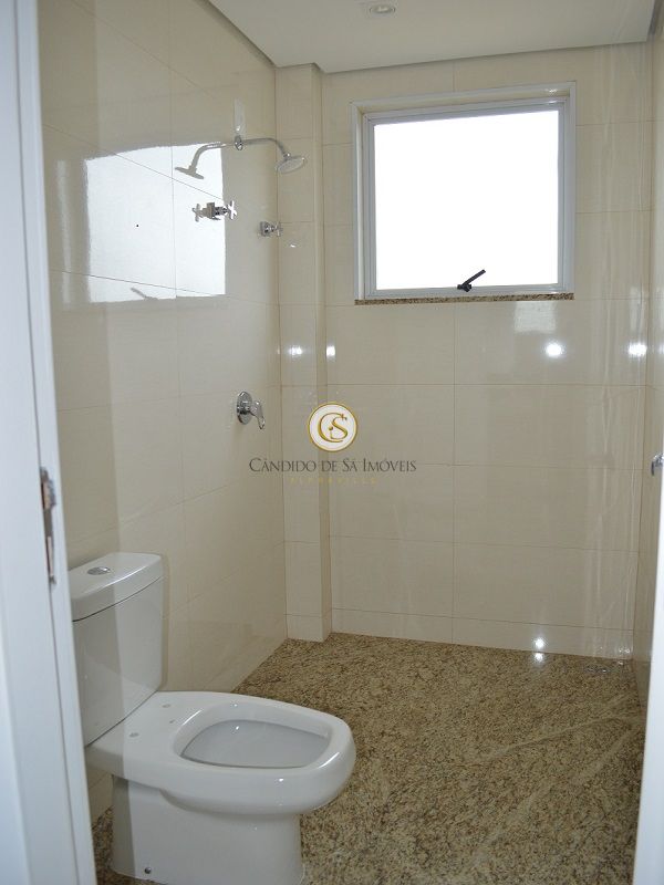 Banheiro com piso em granito - 3339