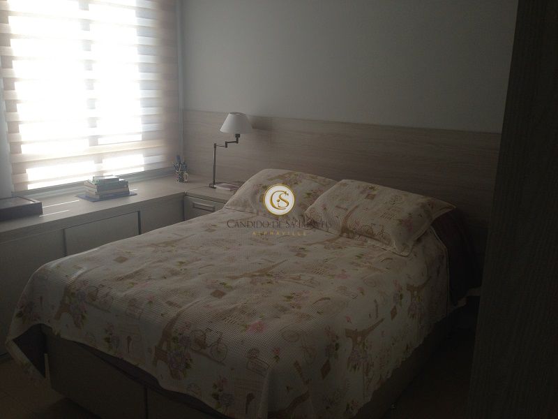 Quarto com armários e cabeceira - 6308