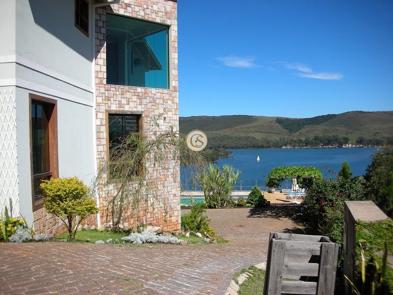 Lateral com vista para lagoa - 820
